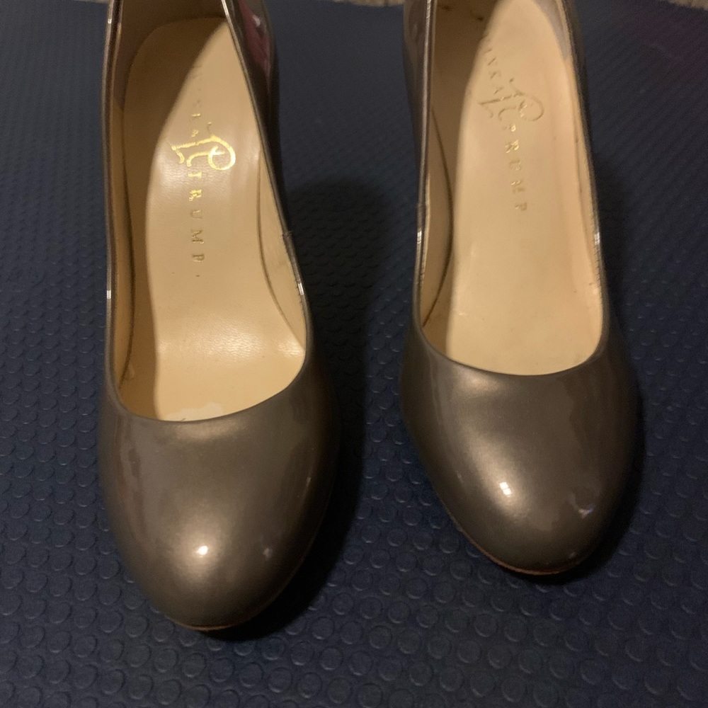 Ivanka Trump Brand pumps, size 5.5. Only worn a few times, great condition
